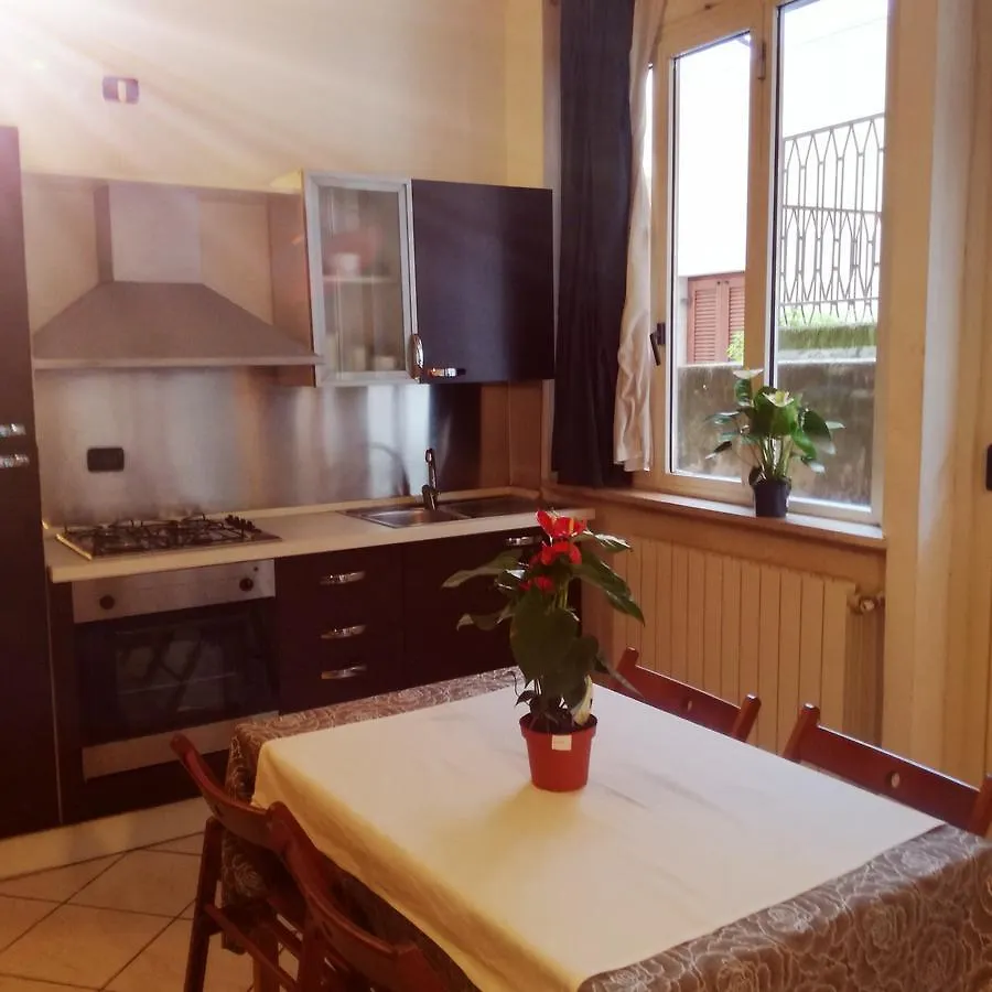 Apartment Appartamenti Angelo E Maria Lovere Italy