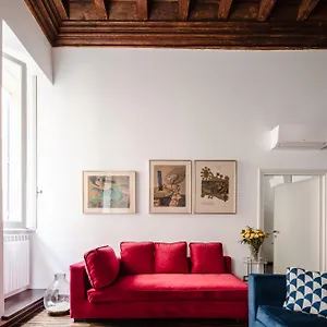  Appartamento Yoursuiterome Italia
