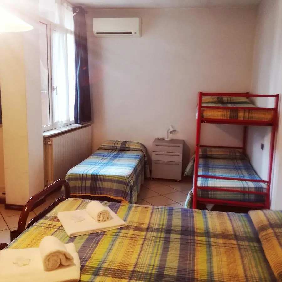 Appartamenti Angelo E Maria Lovere Apartamento